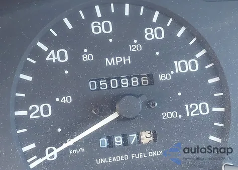 1997 Nissan Sentra Gle/Gxe/Xe z USA, uszkodzony, nr VIN 3N1AB41D3VL011238